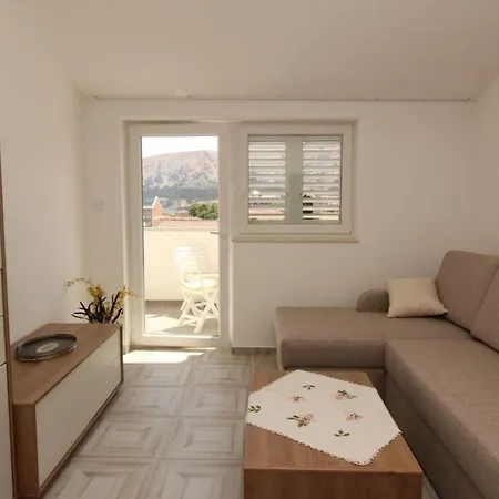 In - B59583 Apartment